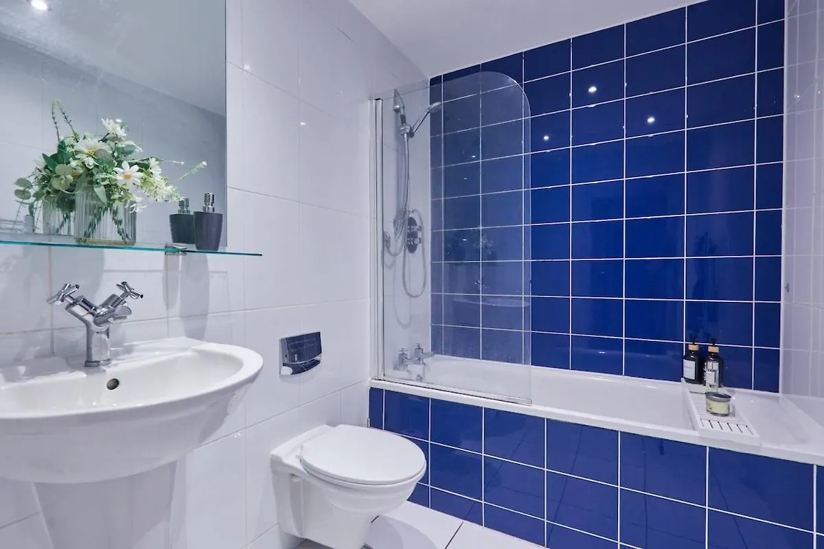 Appartement Leeds - 4 Beds - Balcony - Wifi - Yorksha Property